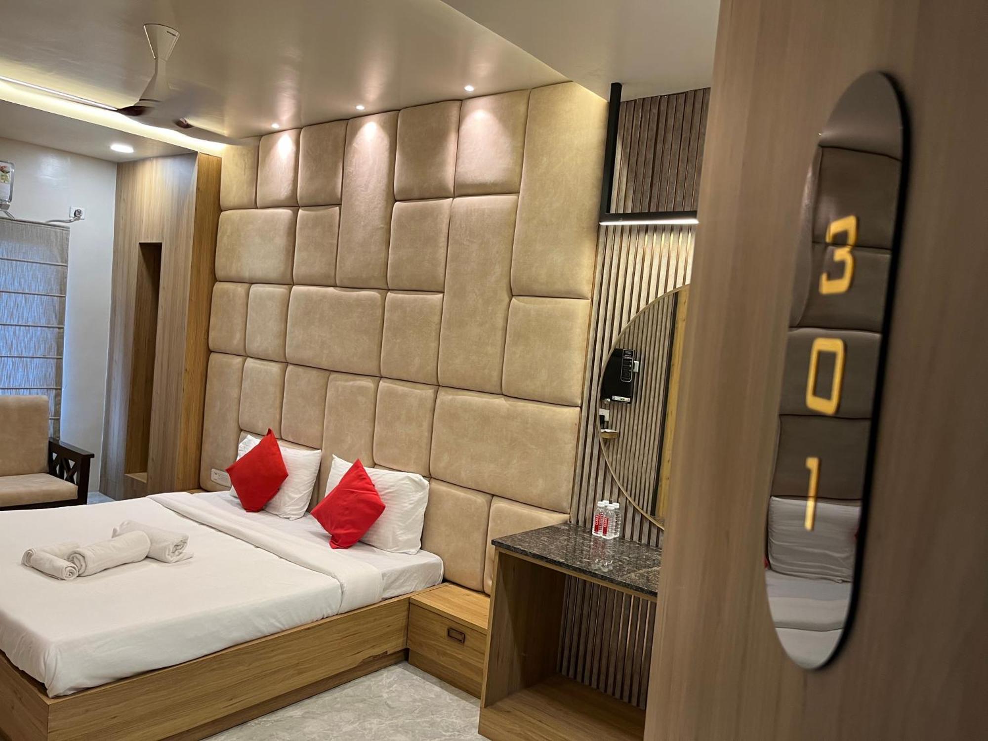 Hotel Soho House By Jayshrea Chandrapur Exterior foto